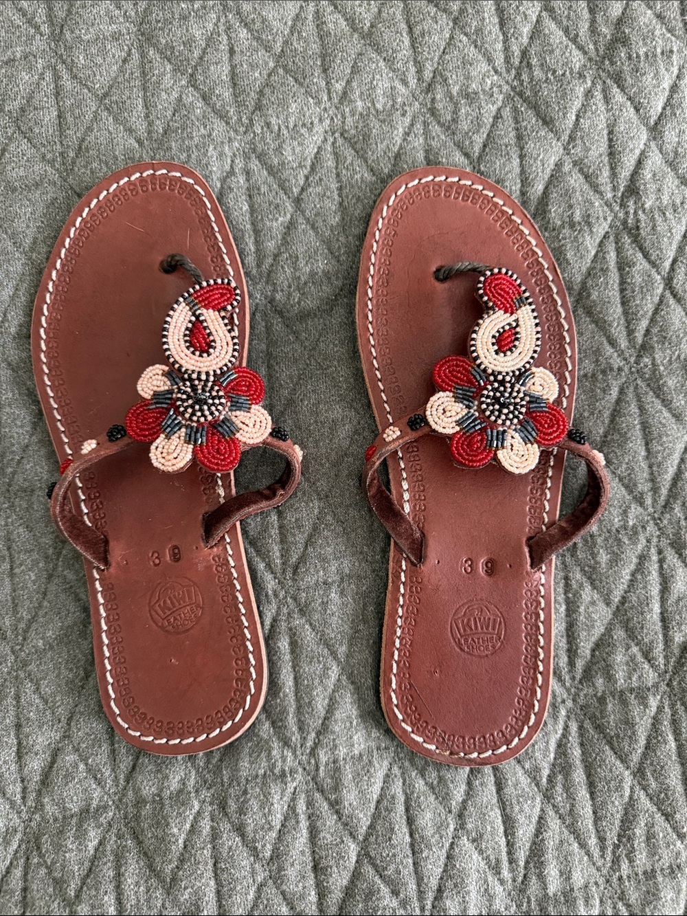 Kiwi Brown Leather Thong Sandals with Red, Cream & Black Bead Flowers